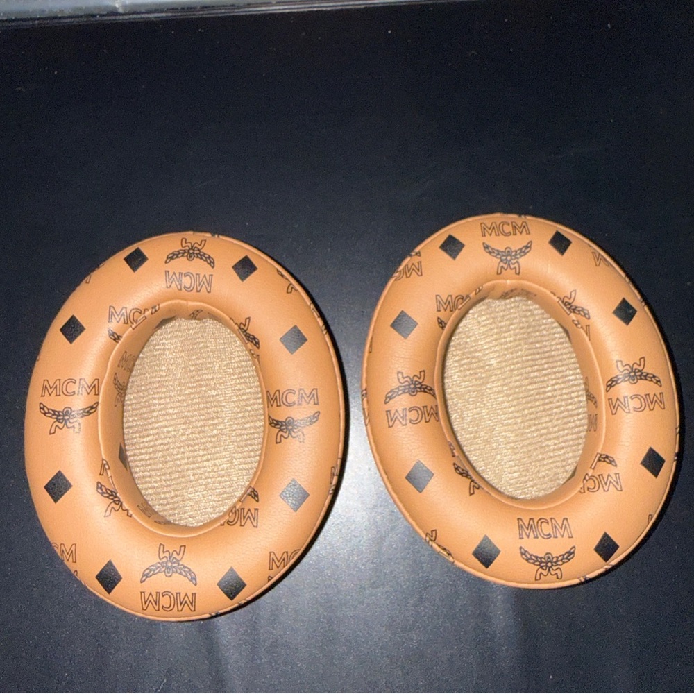 Ear pads replacement McM brown Studio 2.0 or 3.0 designer accessory item soft